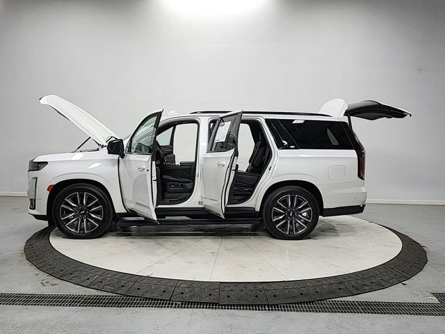 Used 2021 Cadillac Escalade Sport Platinum image 12