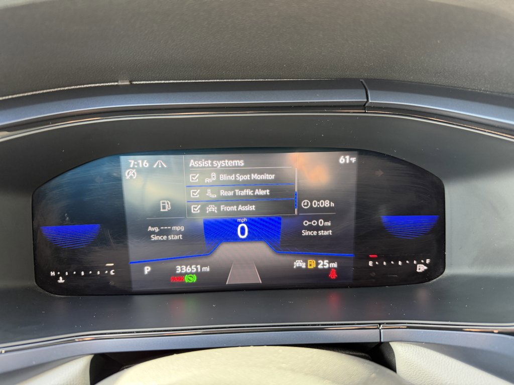 Used 2022 Volkswagen Taos SE w/ Panoramic Sunroof Package AWD/4WD image 19