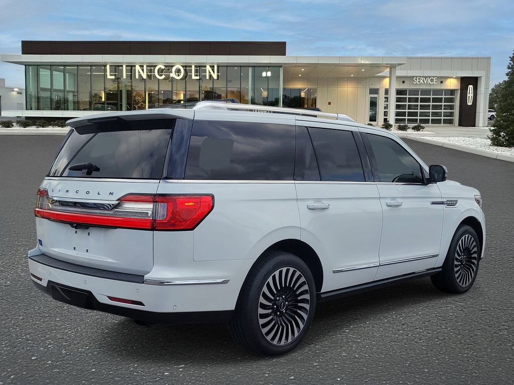 Used 2020 Lincoln Navigator Black Label w/ Cargo Convenience Package AWD/4WD image 4