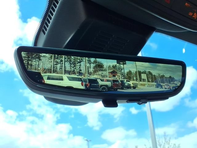 New 2026 GMC Terrain AT4 w/ Technology Package II AWD/4WD image 23