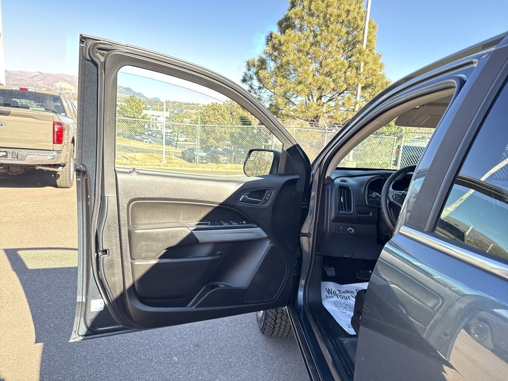 Used 2019 Chevrolet Colorado LT image 9