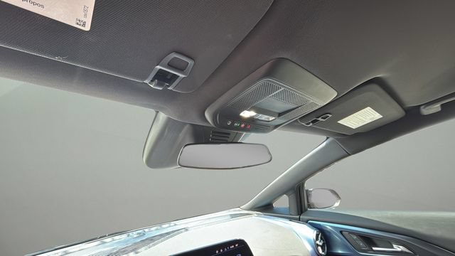 Used 2024 Chevrolet Equinox EV LT AWD/4WD image 26