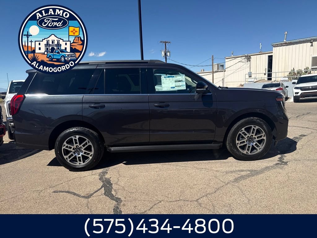 New 2025 Ford Expedition Active AWD/4WD image 17