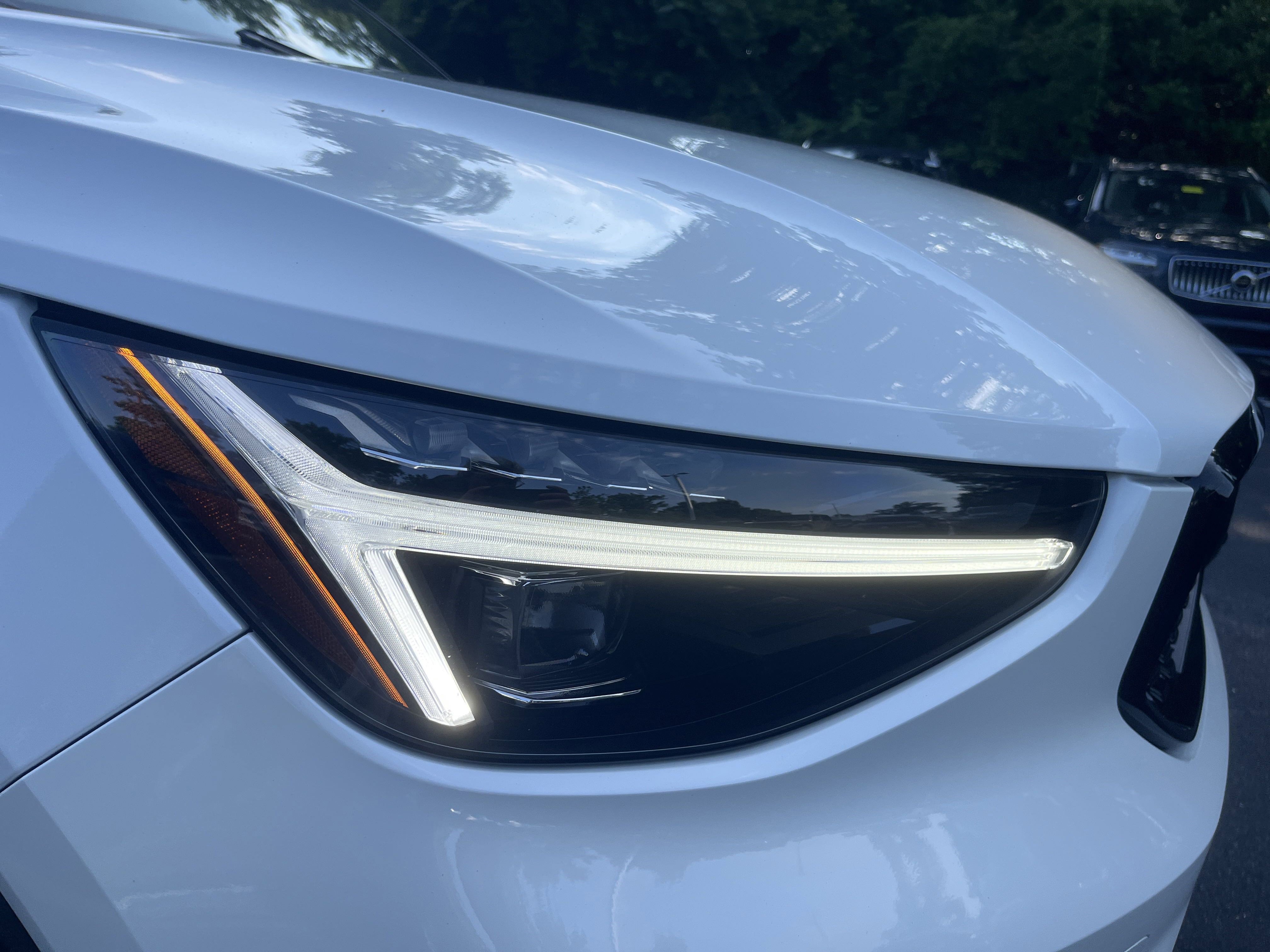 Used 2026 Volvo XC40 B5 Ultra w/ Protection Package Premier image 11