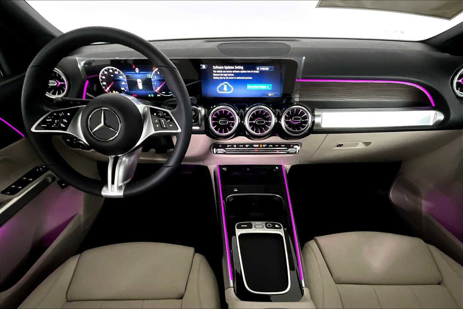 New 2026 Mercedes-Benz GLB 250 4MATIC image 8