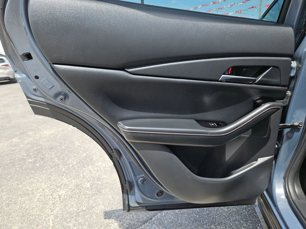 Used 2025 MAZDA CX-30 AWD 2.5 S w/ Preferred Package image 18