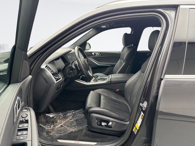 Used 2022 BMW X5 xDrive45e w/ Executive Package AWD/4WD image 11
