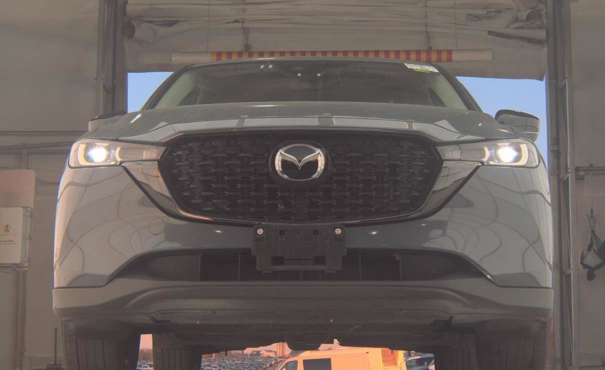 Used 2024 MAZDA CX-5 Carbon Edition AWD/4WD image 9