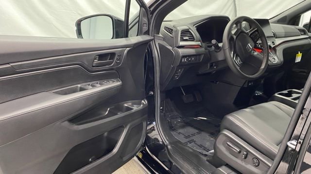 Used 2025 Honda Odyssey Sport-L image 11