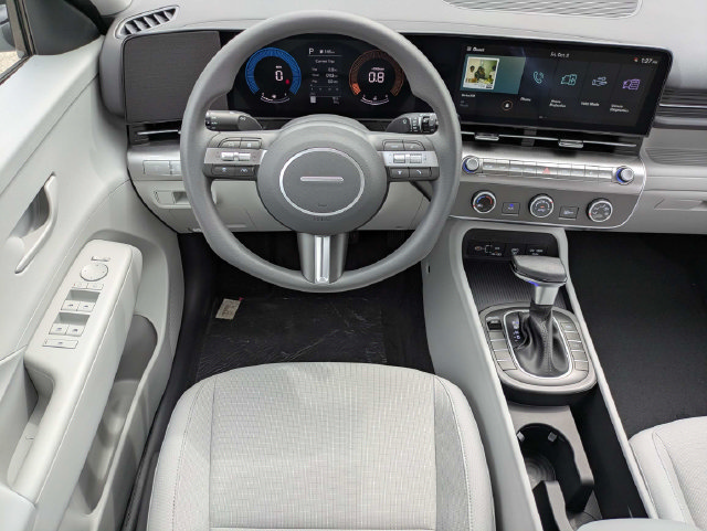 New 2027 Hyundai Kona SE FWD image 13