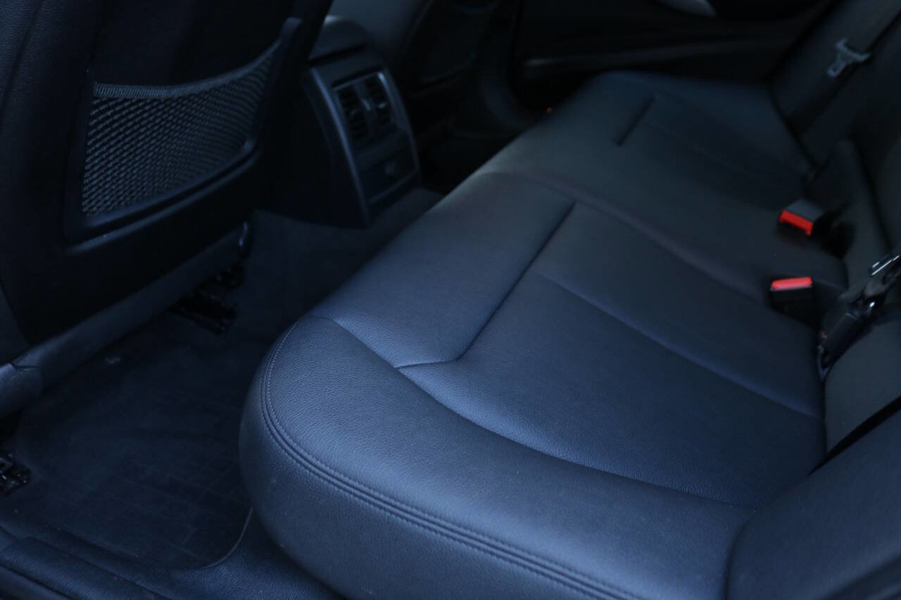 Used 2016 BMW 328i Sedan image 14