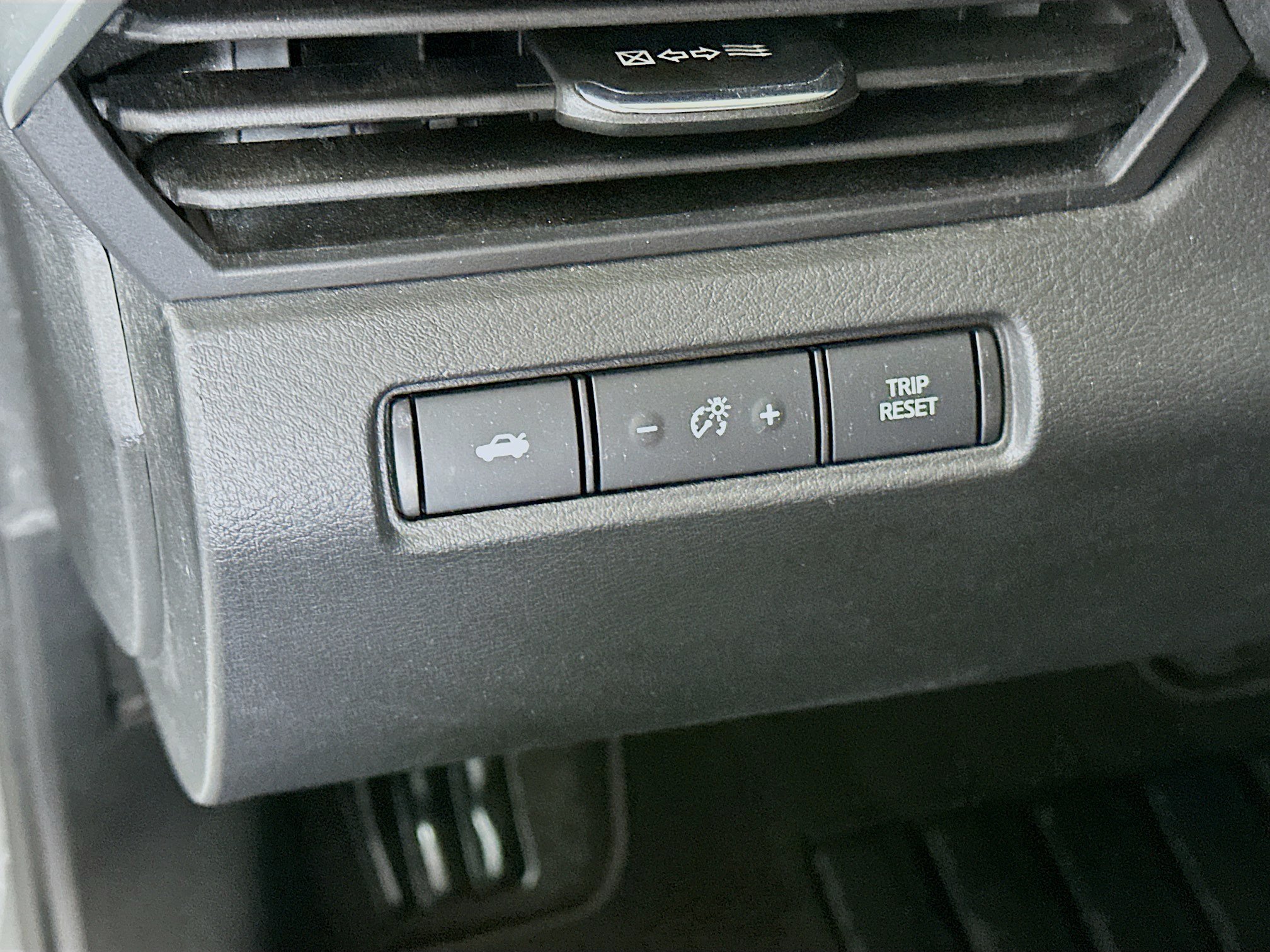 Used 2023 Nissan Altima 2.5 SV FWD image 17