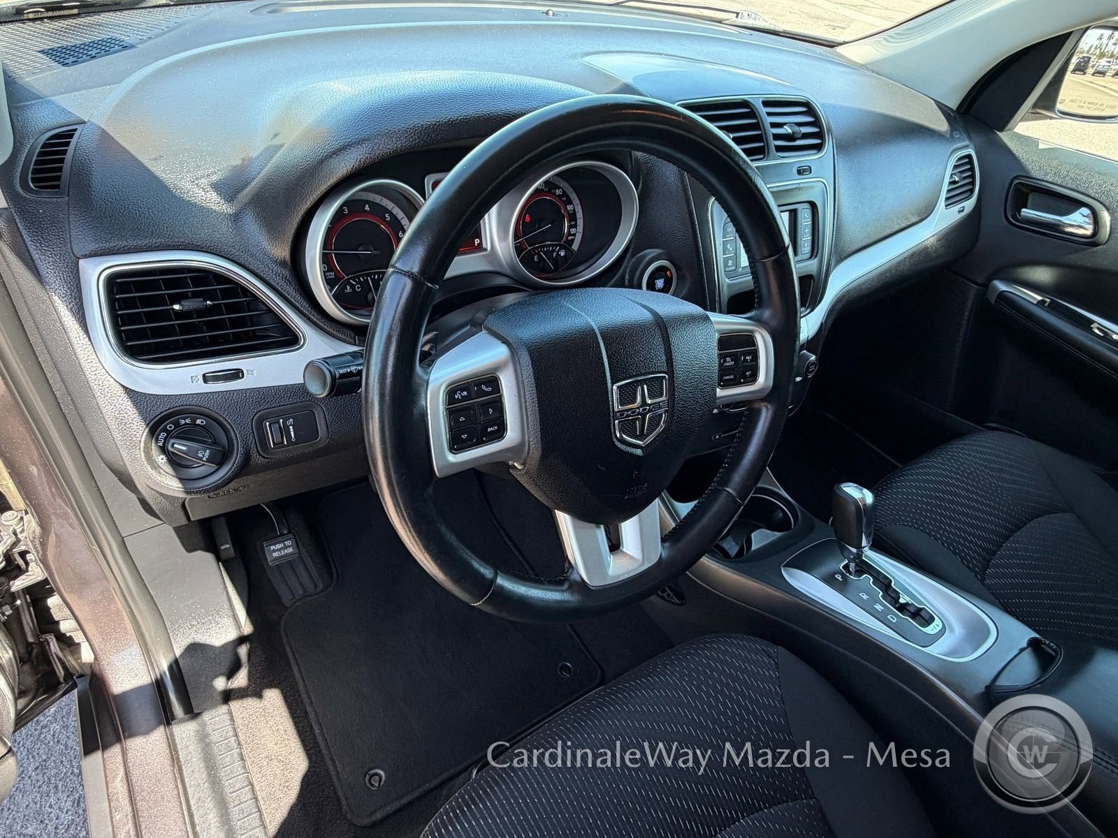 Used 2018 Dodge Journey SXT w/ Connectivity Group image 15