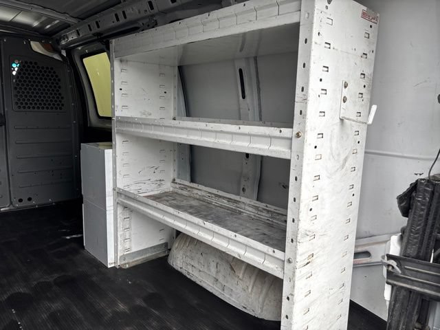 Used 2011 Chevrolet Express 2500 RWD image 26