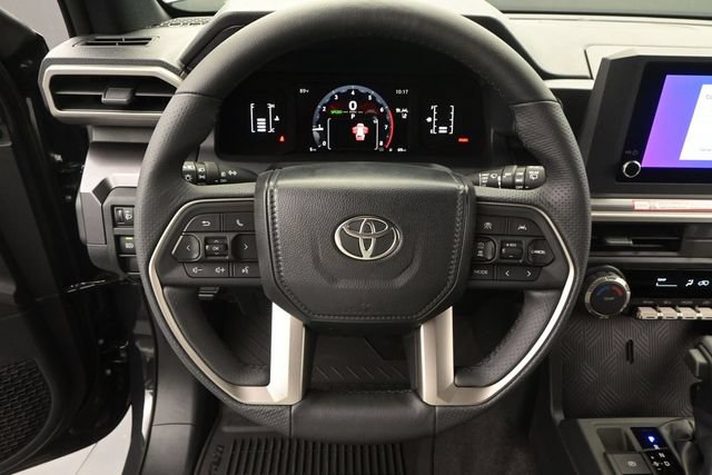 New 2026 Toyota 4Runner SR5 AWD/4WD image 5