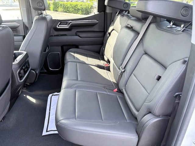 Used 2023 Chevrolet Silverado 1500 LTZ AWD/4WD image 9
