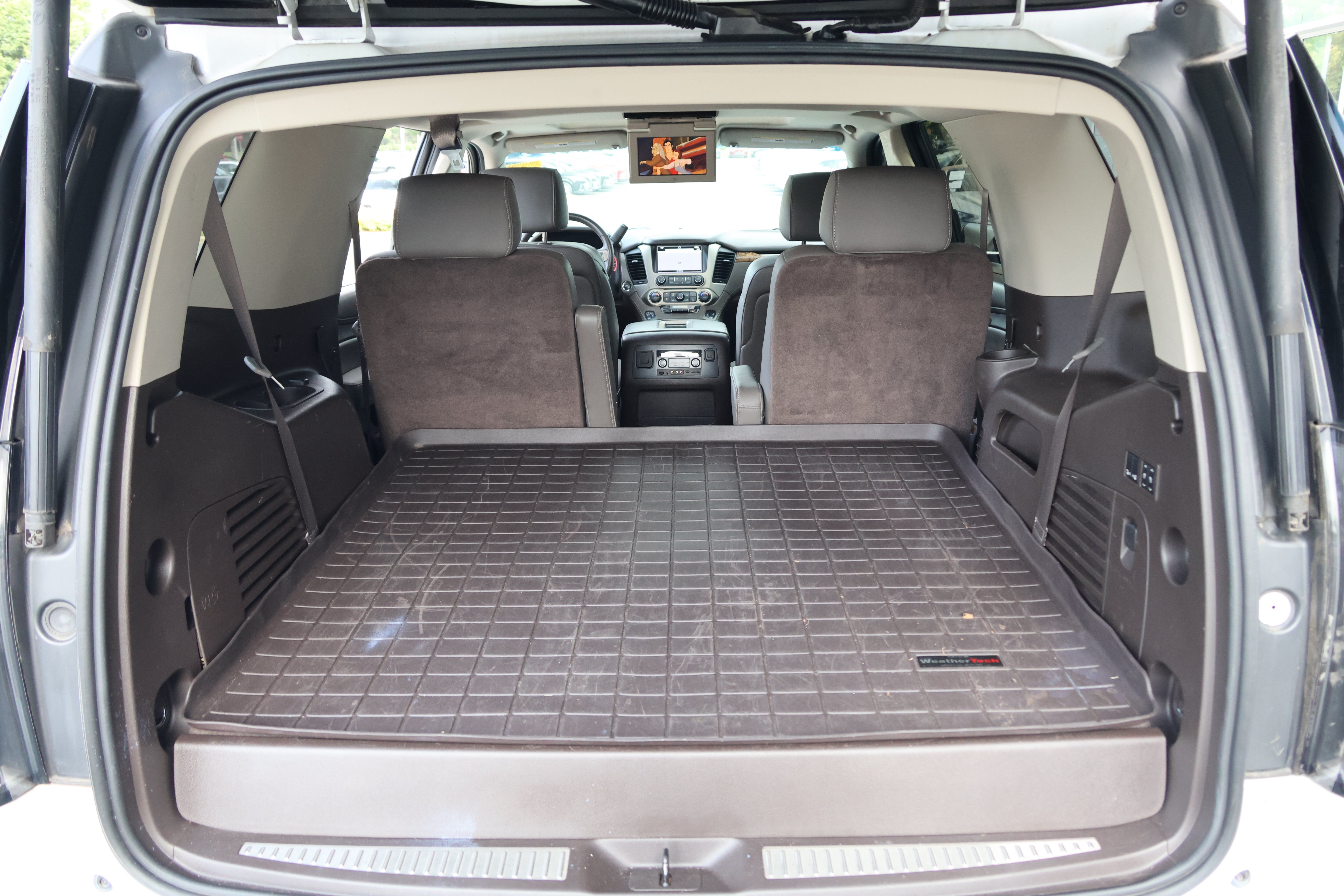 Used 2016 GMC Yukon Denali w/ Open Road Package RWD image 39