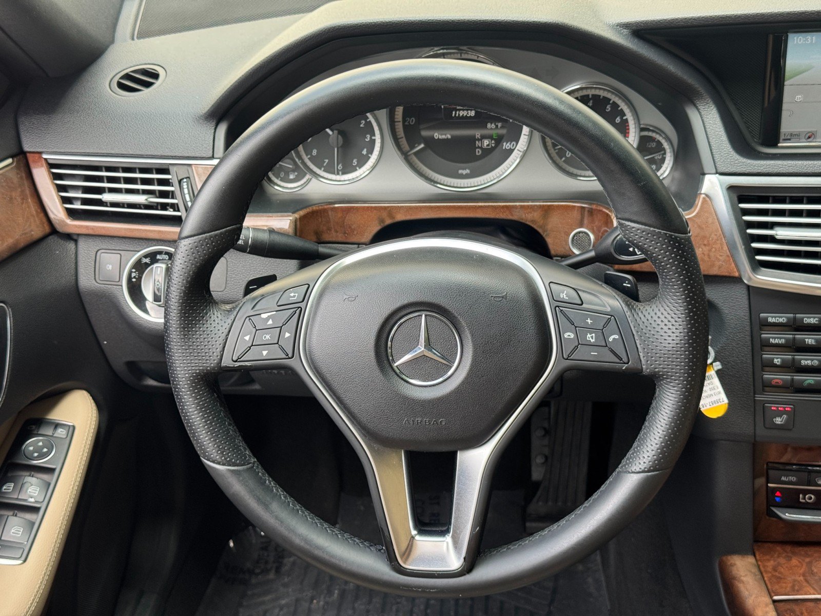 Used 2013 Mercedes-Benz E 350 Sedan image 20