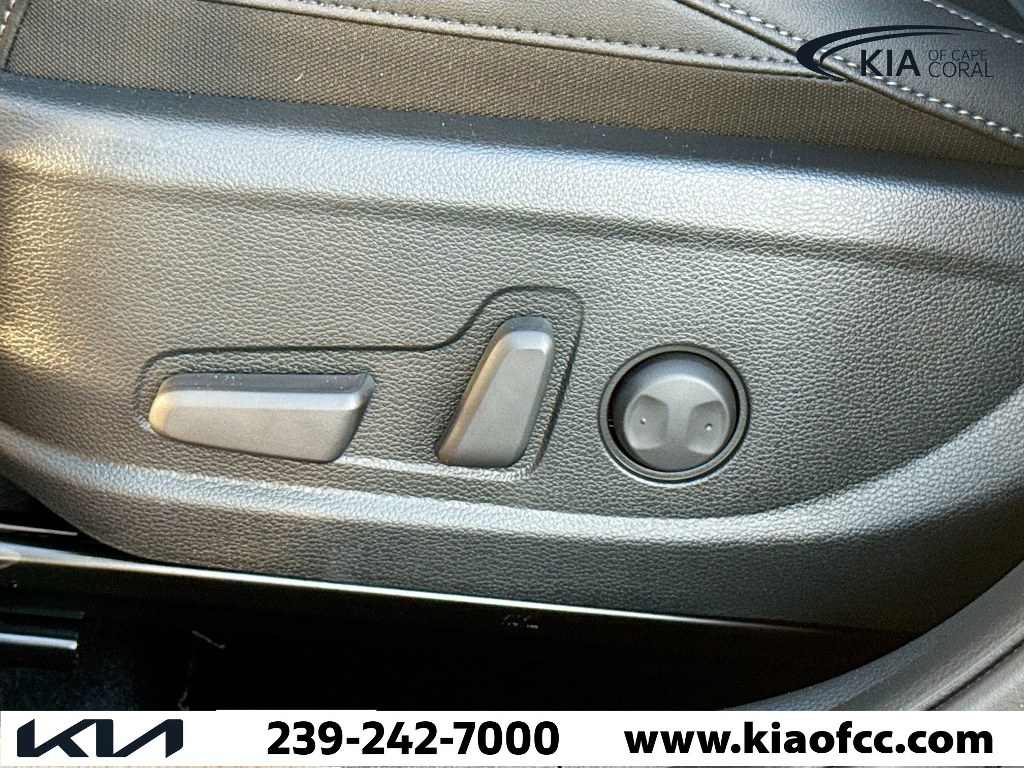 New 2026 Kia Seltos EX image 17