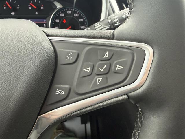 Used 2023 Chevrolet Equinox Premier image 42