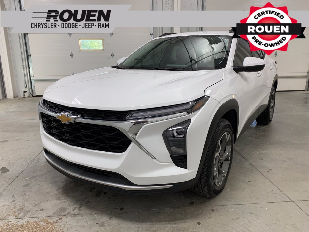 Used 2024 Chevrolet Trax LT w/ Driver Confidence Package FWD 360° Tour