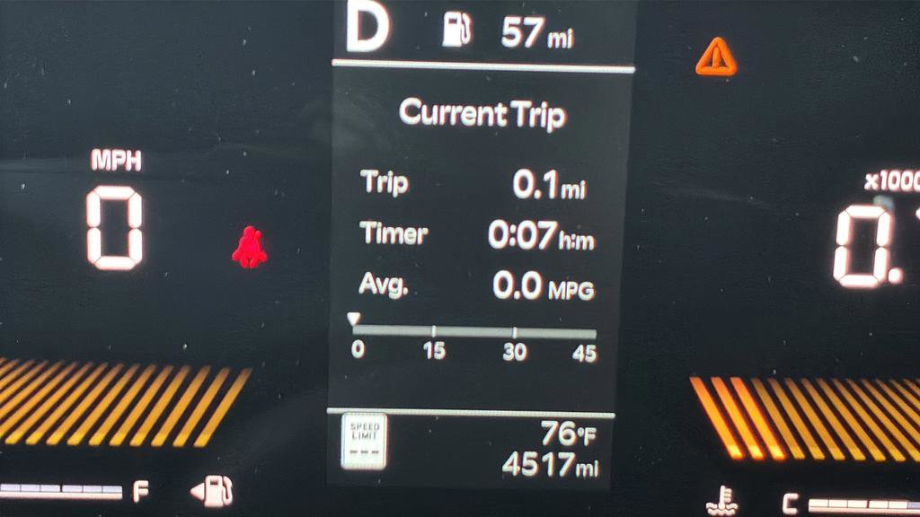 Certified 2025 Kia K4 image 24