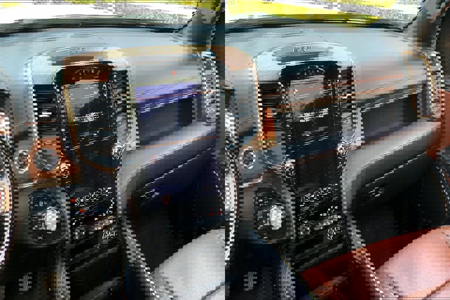 Used 2021 RAM 1500 Limited w/ Bed Utility Group image 7