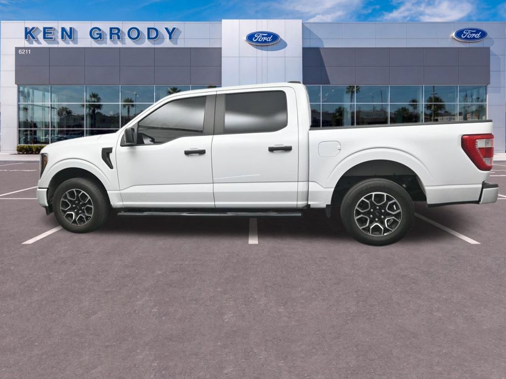 Used 2023 Ford F150 XL w/ STX Appearance Package RWD image 3