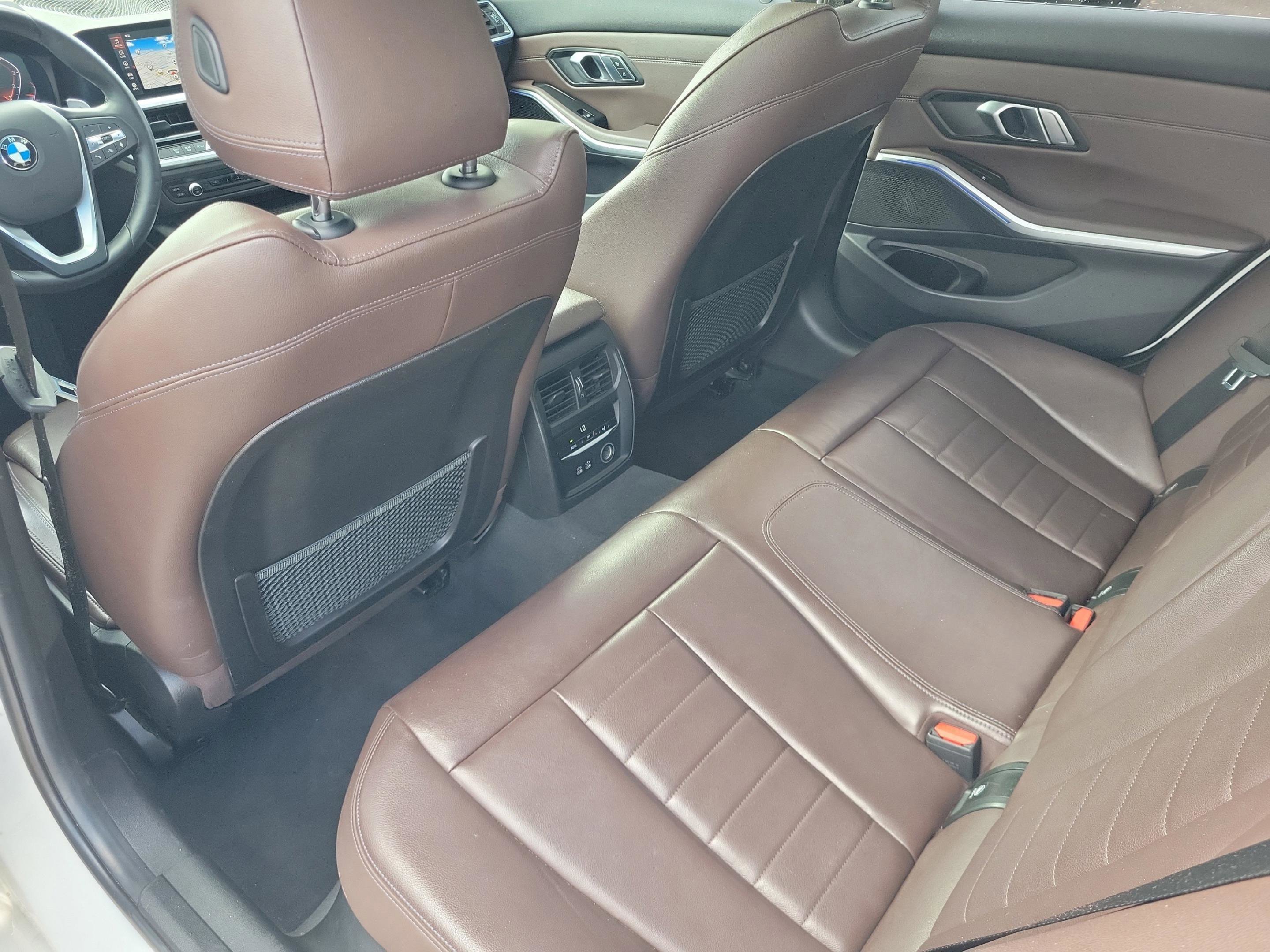 Used 2020 BMW 330i Sedan w/ Convenience Package image 7