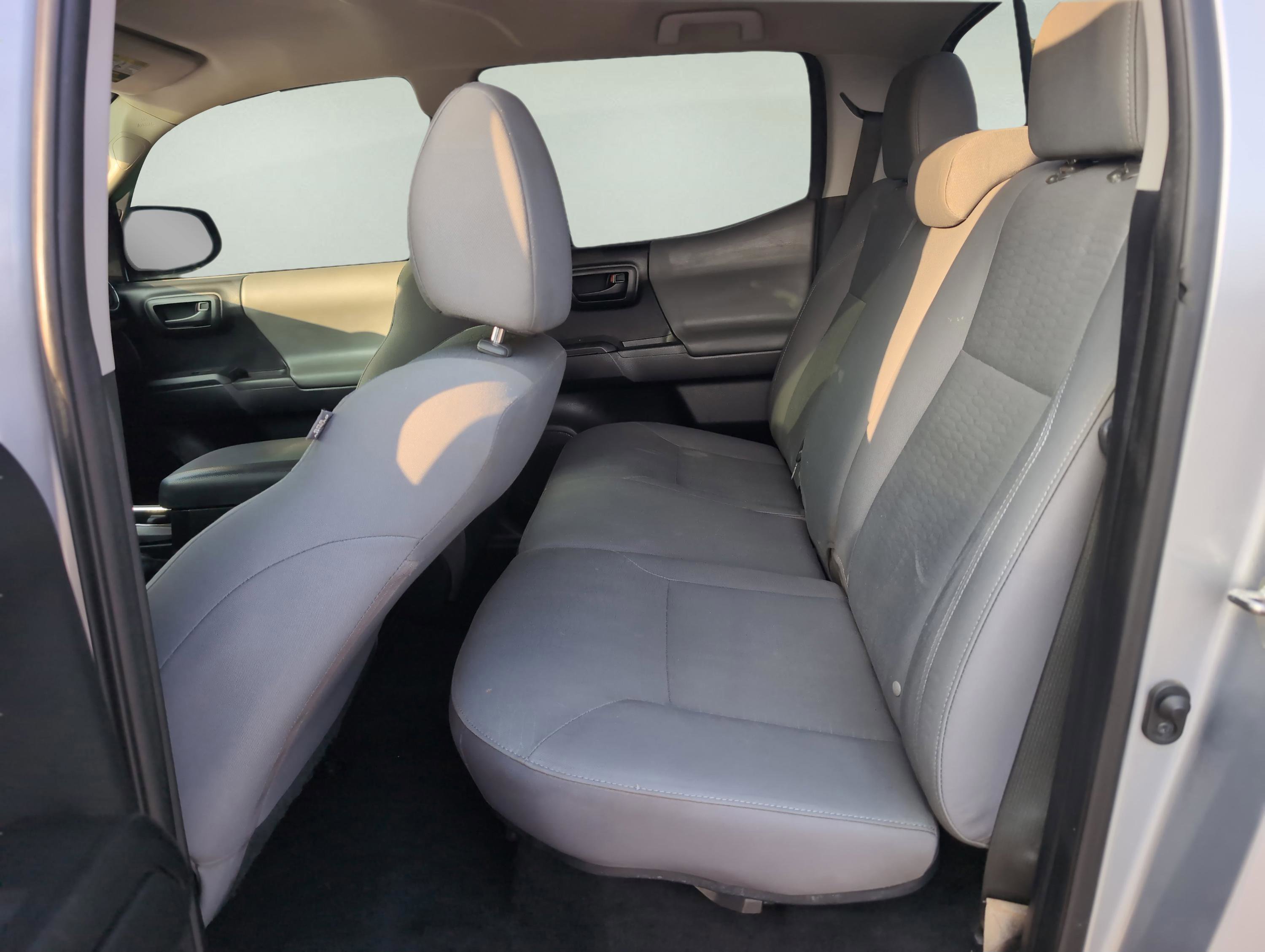 Used 2019 Toyota Tacoma SR5 image 17