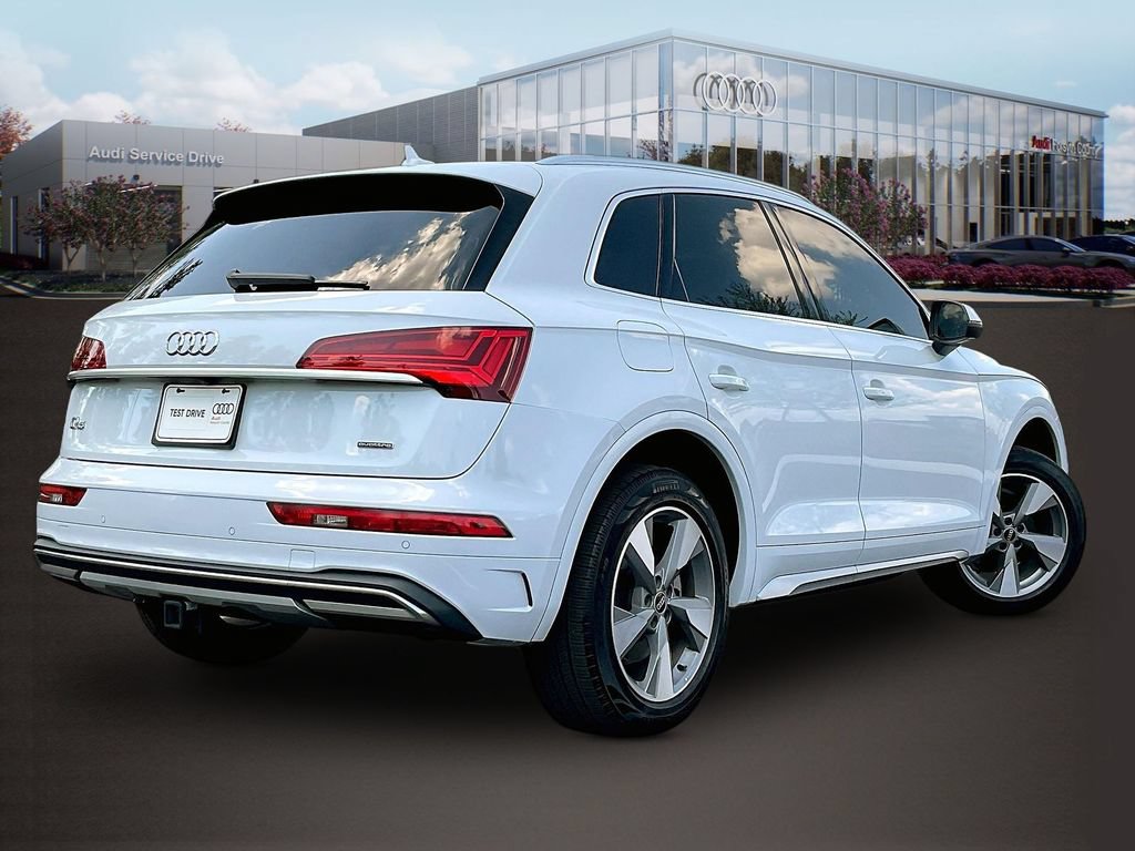 Used 2023 Audi Q5 2.0T Premium Plus w/ Premium Plus Package AWD/4WD image 7