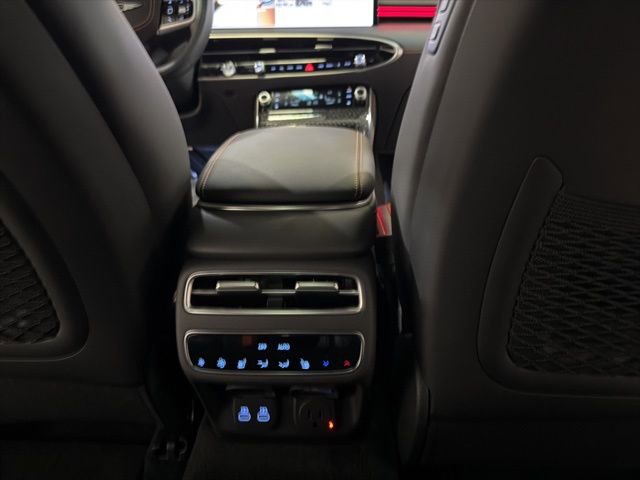 Used 2026 Genesis GV70 3.5T Sport Prestige image 26