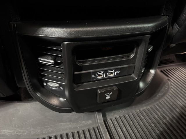 Used 2023 RAM 1500 Laramie AWD/4WD image 30