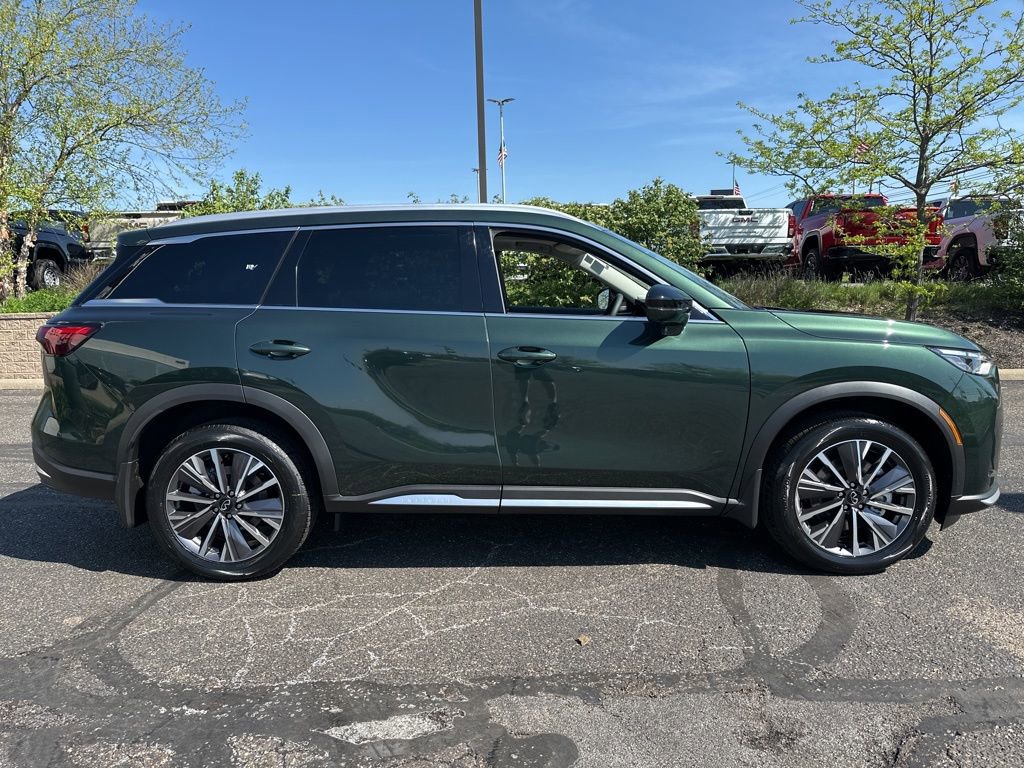 New 2026 INFINITI QX60 Luxe w/ Cargo Package AWD/4WD image 6