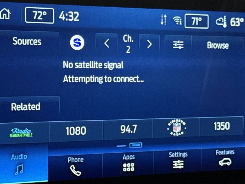 Used 2025 Ford Escape Active AWD/4WD image 14