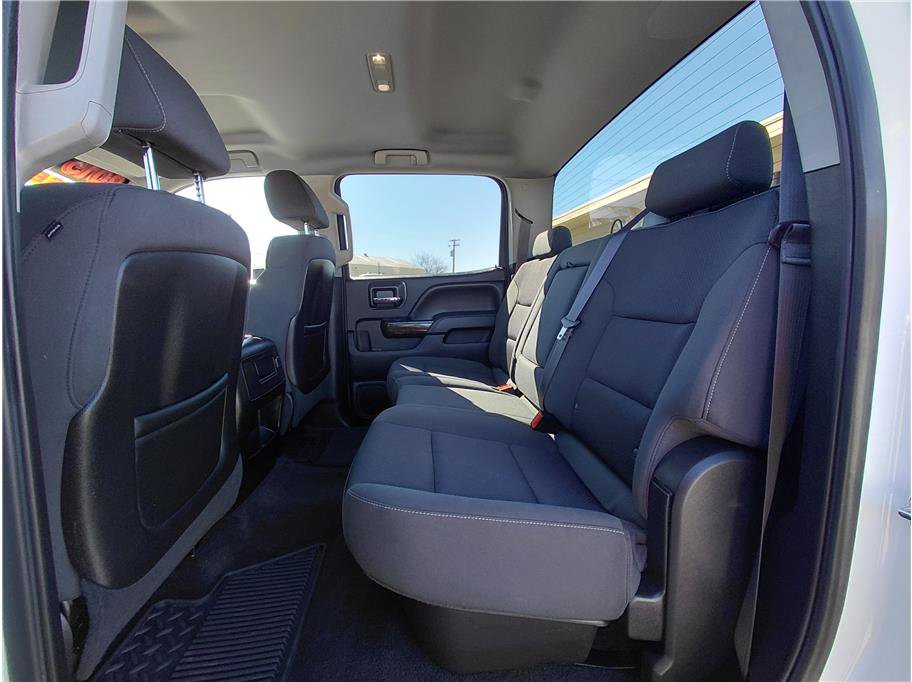 Used 2015 GMC Sierra 2500 SLE w/ SLE Preferred Package image 9