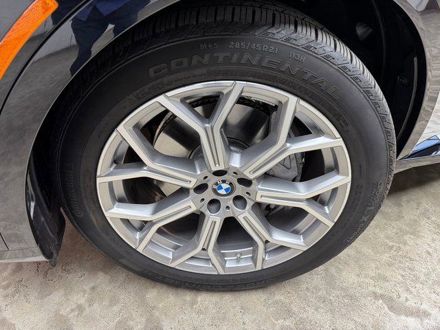 Certified 2025 BMW X7 xDrive40i w/ Premium Package image 31