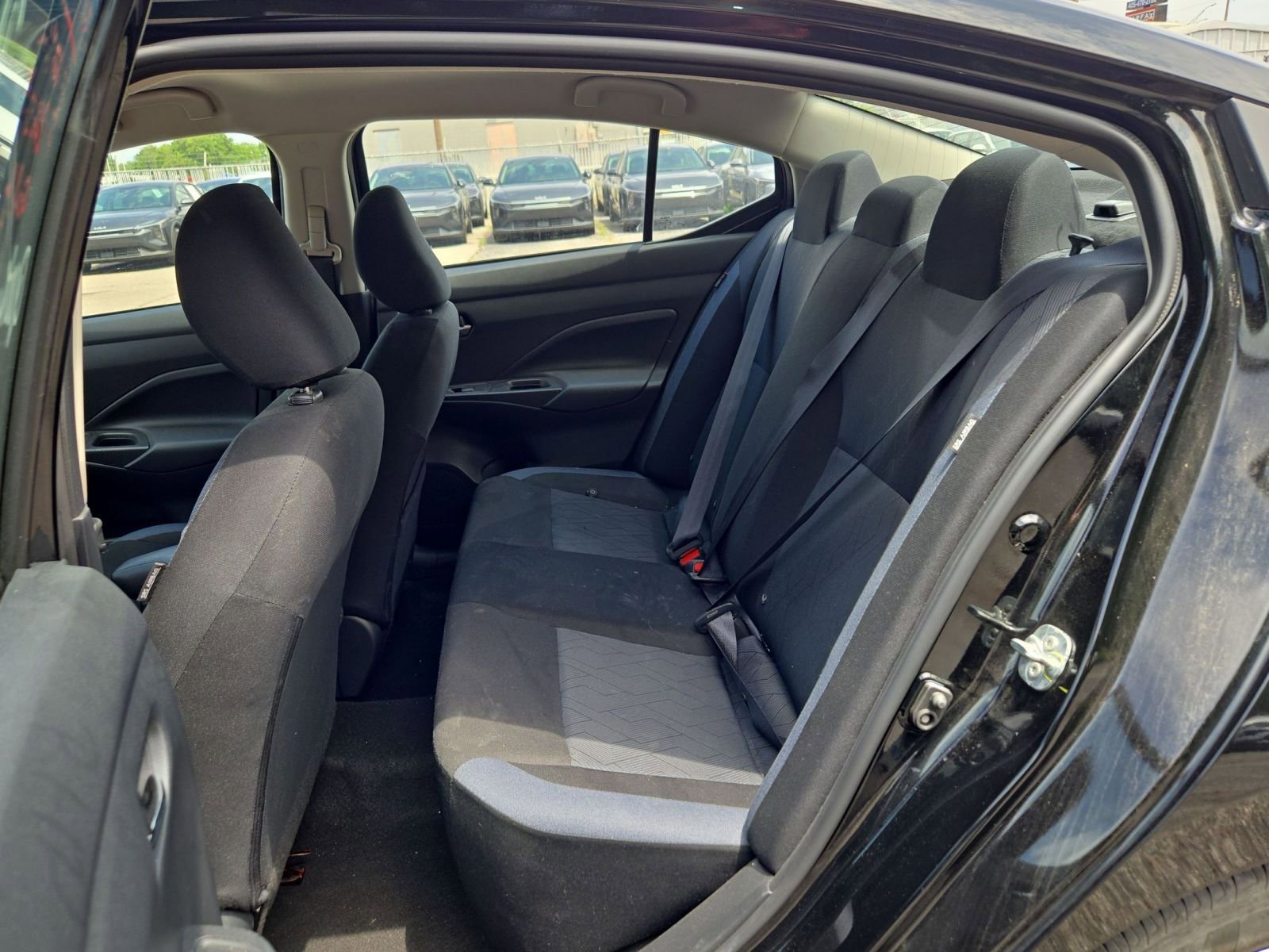 Used 2025 Nissan Versa SV FWD image 8