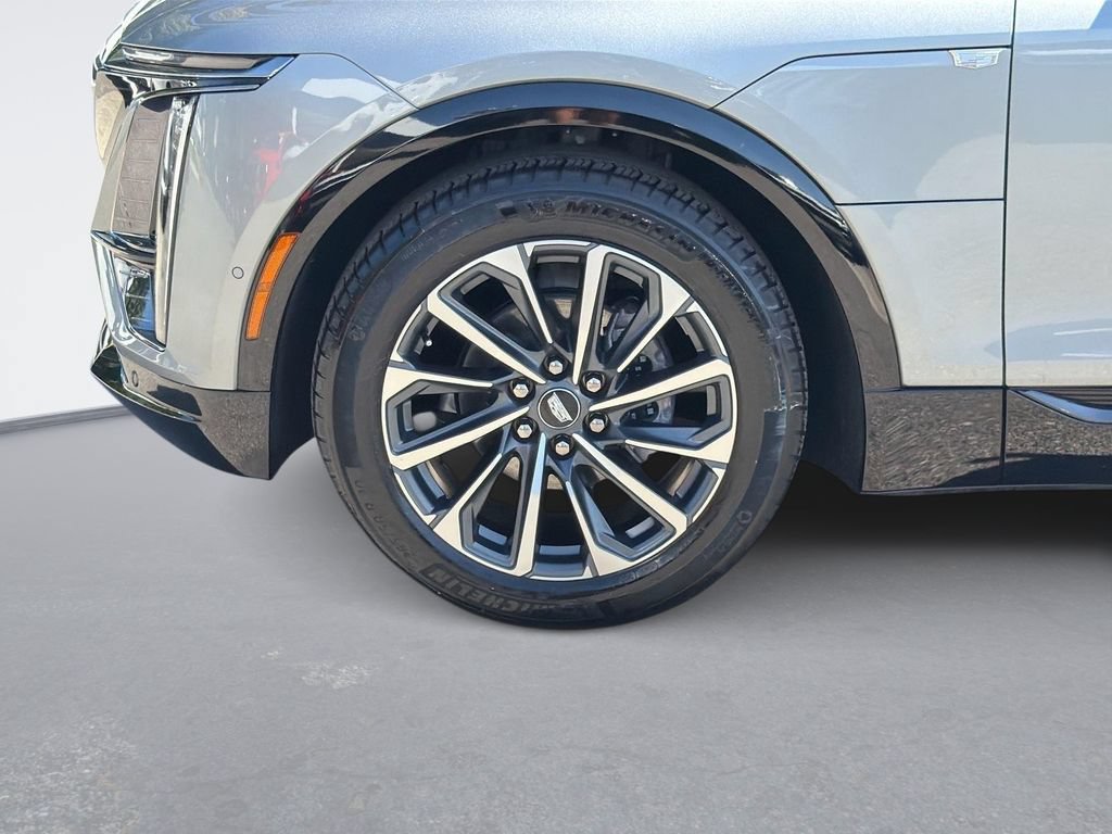 Certified 2024 Cadillac Lyriq Sport RWD image 34