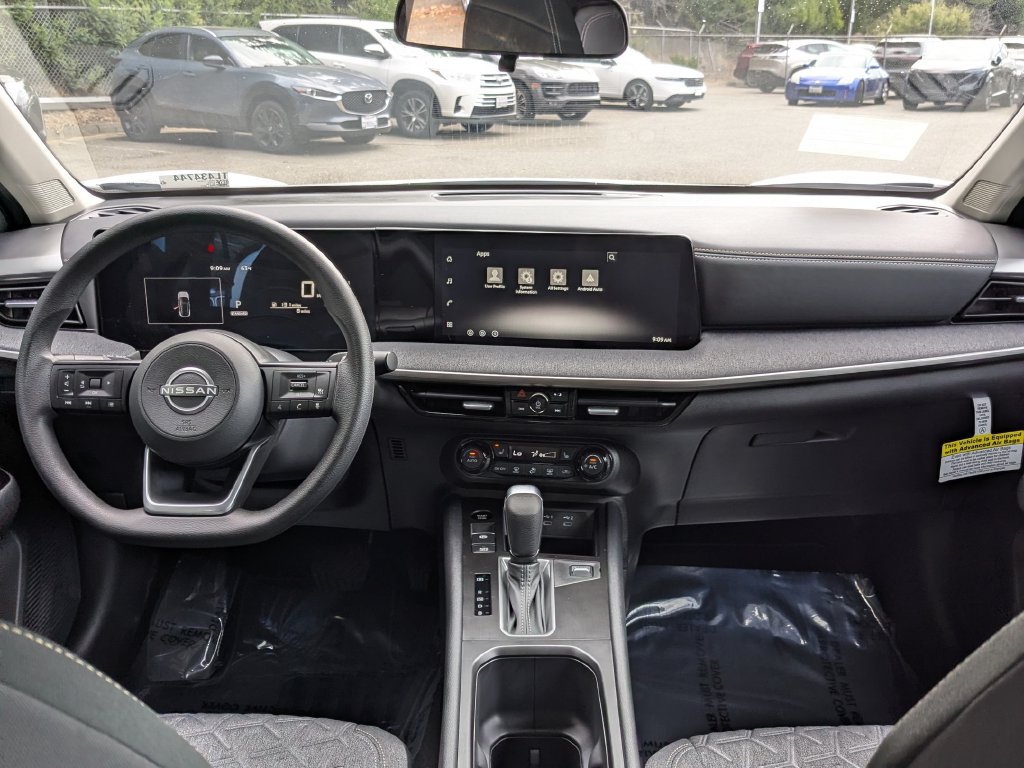 New 2026 Nissan Kicks SV w/ Cold Weather Package FWD image 23