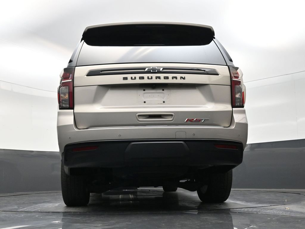 Used 2023 Chevrolet Suburban RST w/ Luxury Package image 23