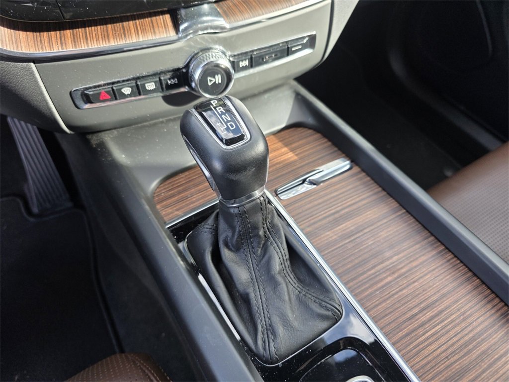 Used 2021 Volvo XC60 T6 Inscription w/ Protection Package Premier image 21