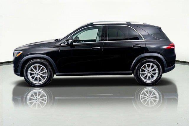 Used 2024 Mercedes-Benz GLE 450 4MATIC w/ Winter Package image 4