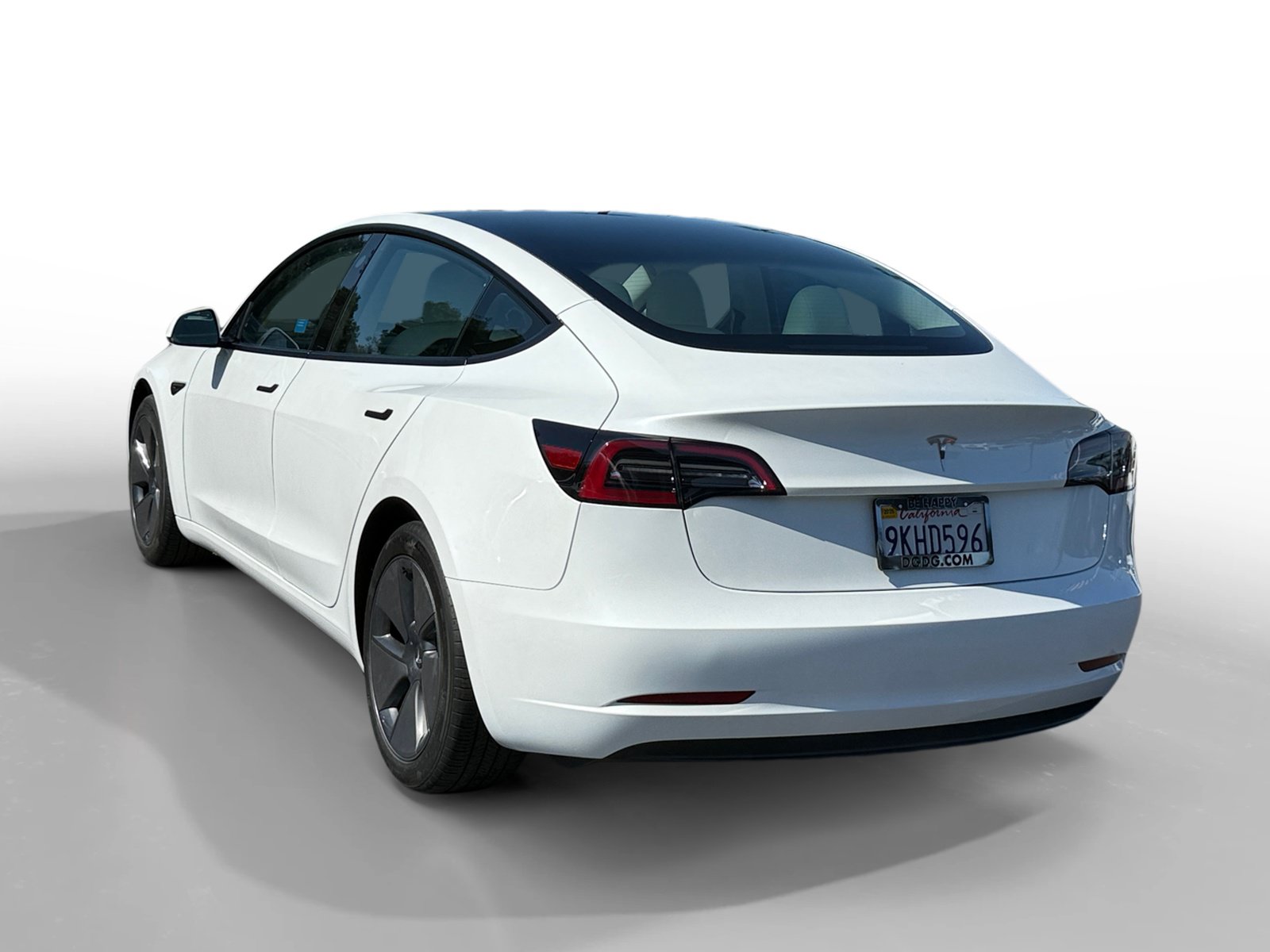 Used 2023 Tesla Model 3 Standard Range RWD image 3