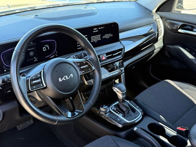 Used 2026 Kia Seltos S image 10