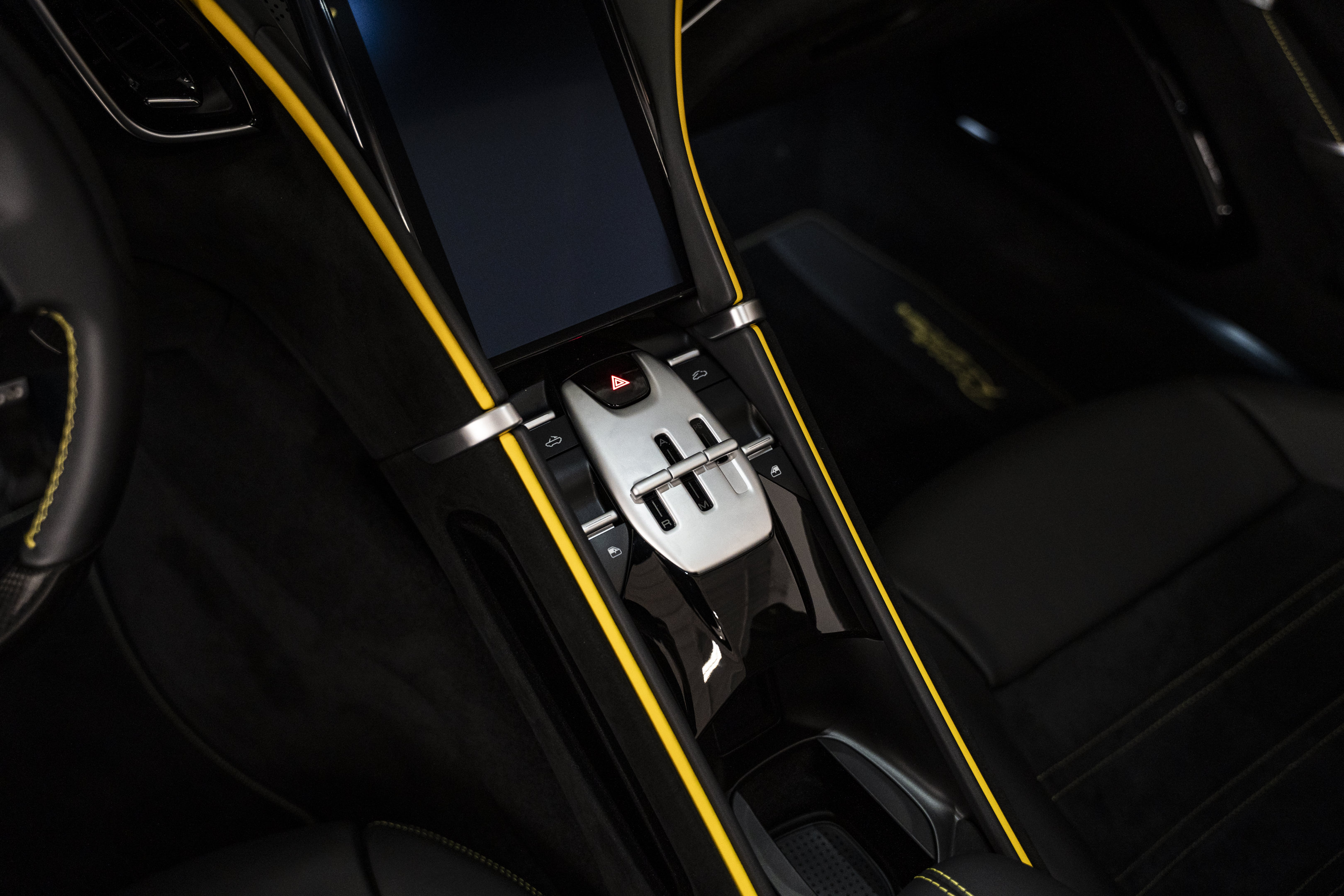 Used 2025 Ferrari Roma Spider RWD image 51