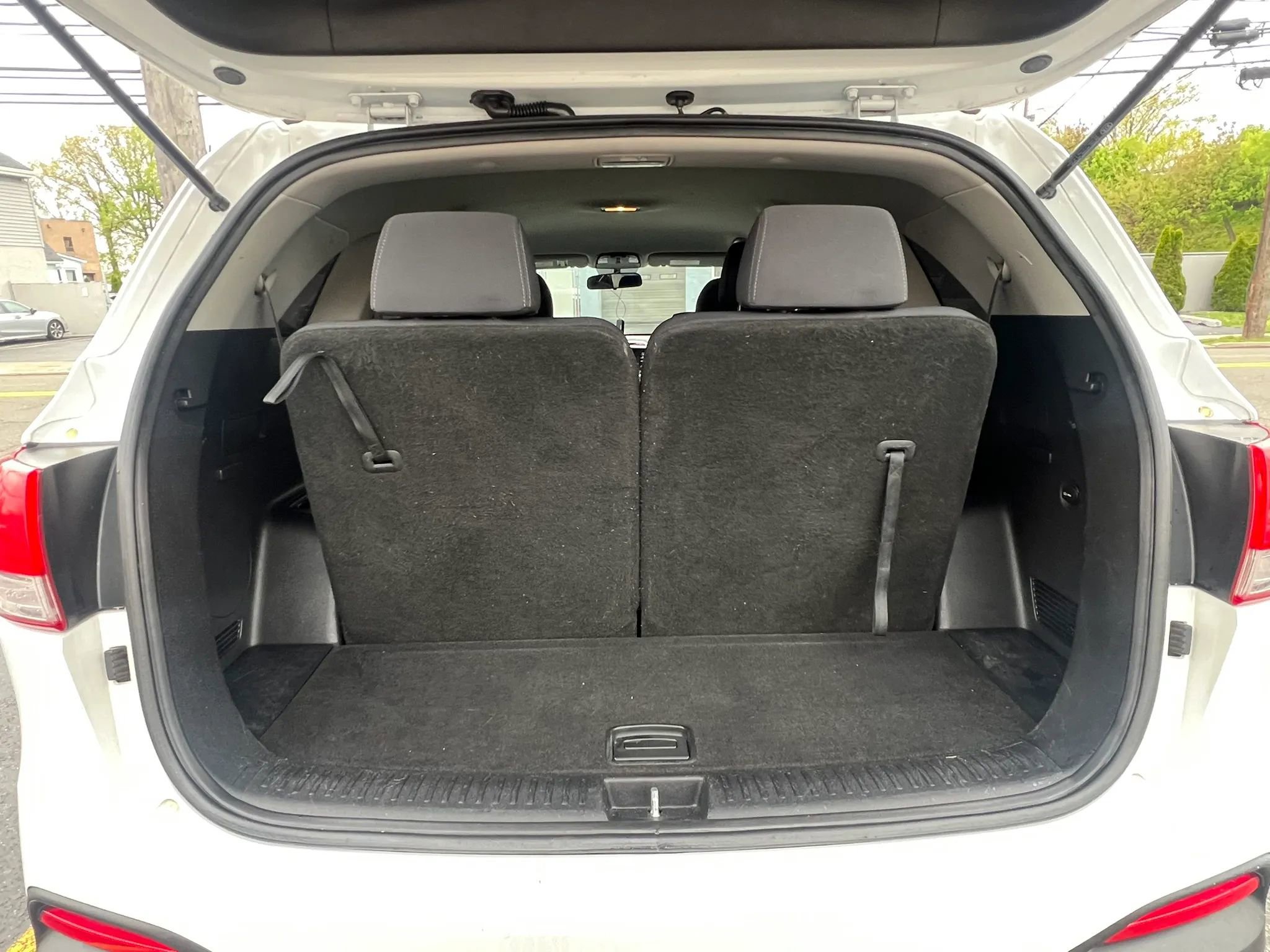 Used 2018 Kia Sorento LX image 10