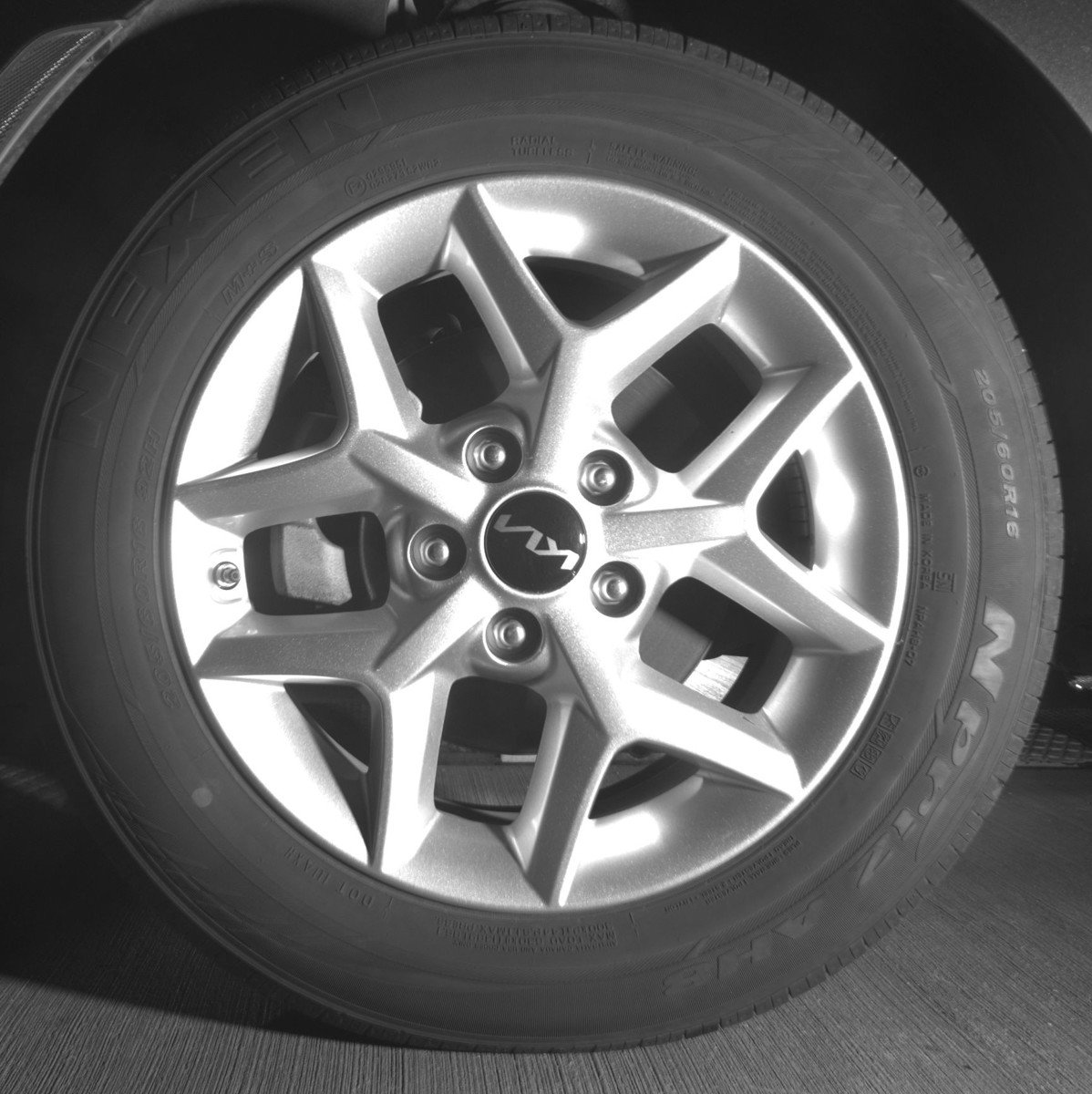 Used 2025 Kia Soul LX w/ LX Technology Package FWD image 12