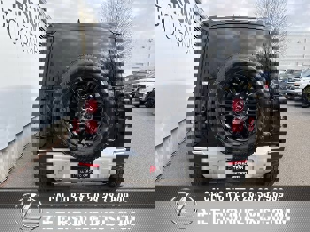 Used 2023 Land Rover Defender 110 S image 4