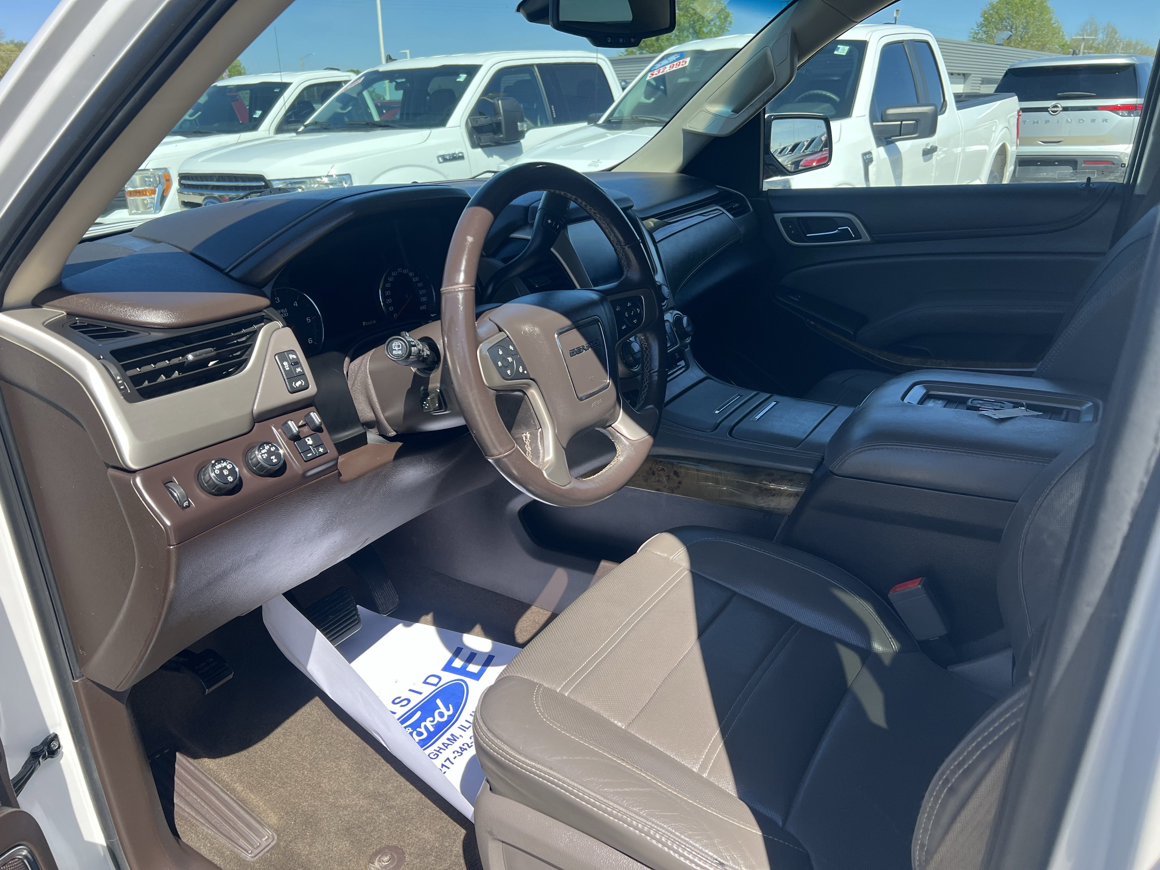 Used 2016 GMC Yukon XL Denali w/ Open Road Package image 13